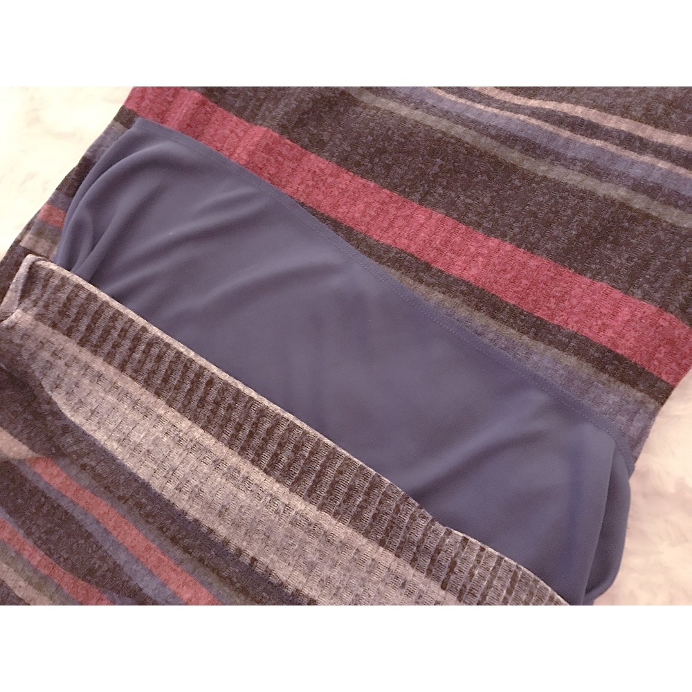 Multicolored Sweater Midi Dress - Picture 7 of 8